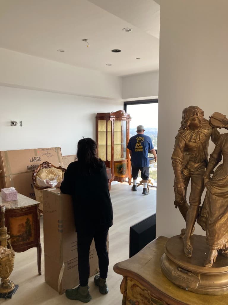 Unpacking Services in Los Angeles by Popeye Moving & Storage